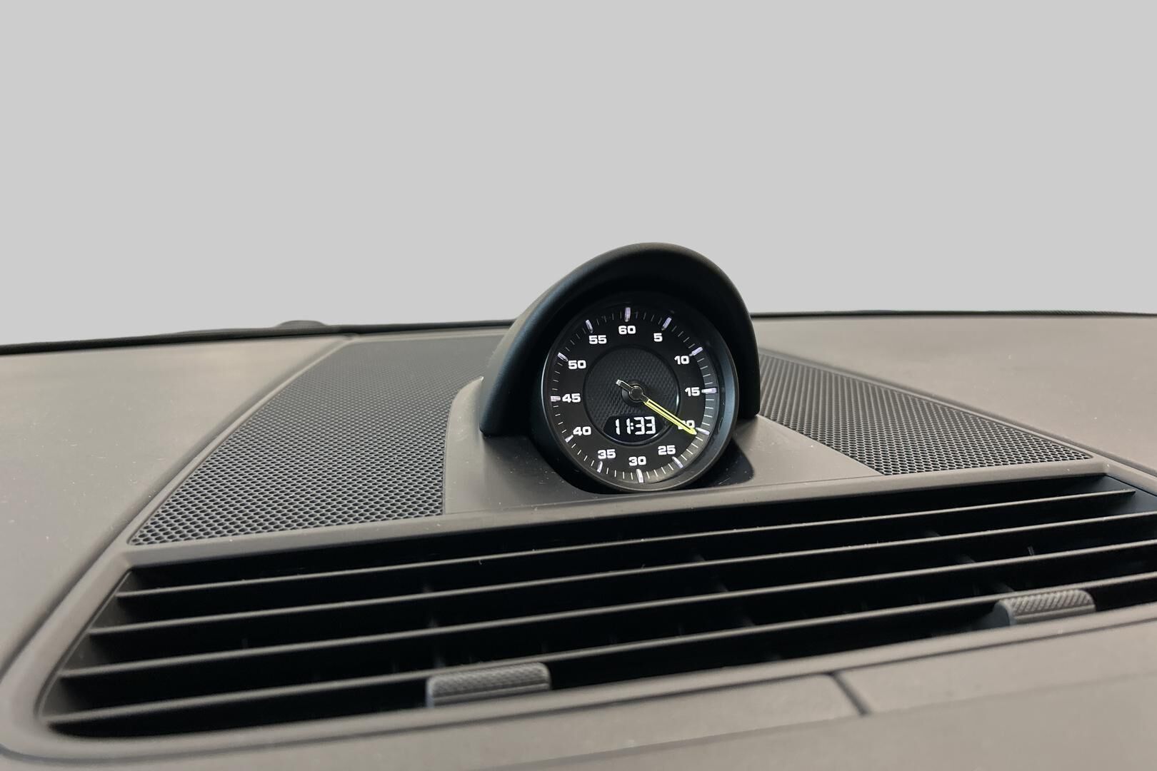 Porsche Panamera iso kuva 27