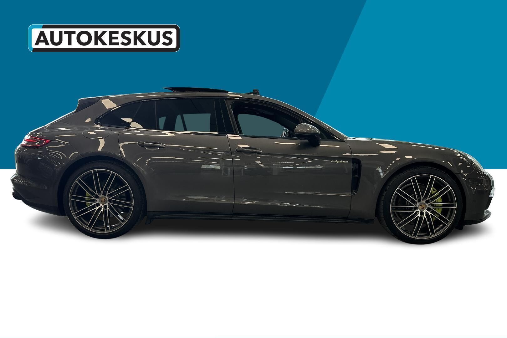 Porsche Panamera iso kuva 4