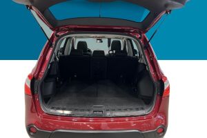 Nissan Qashqai+2 esikatselu 12