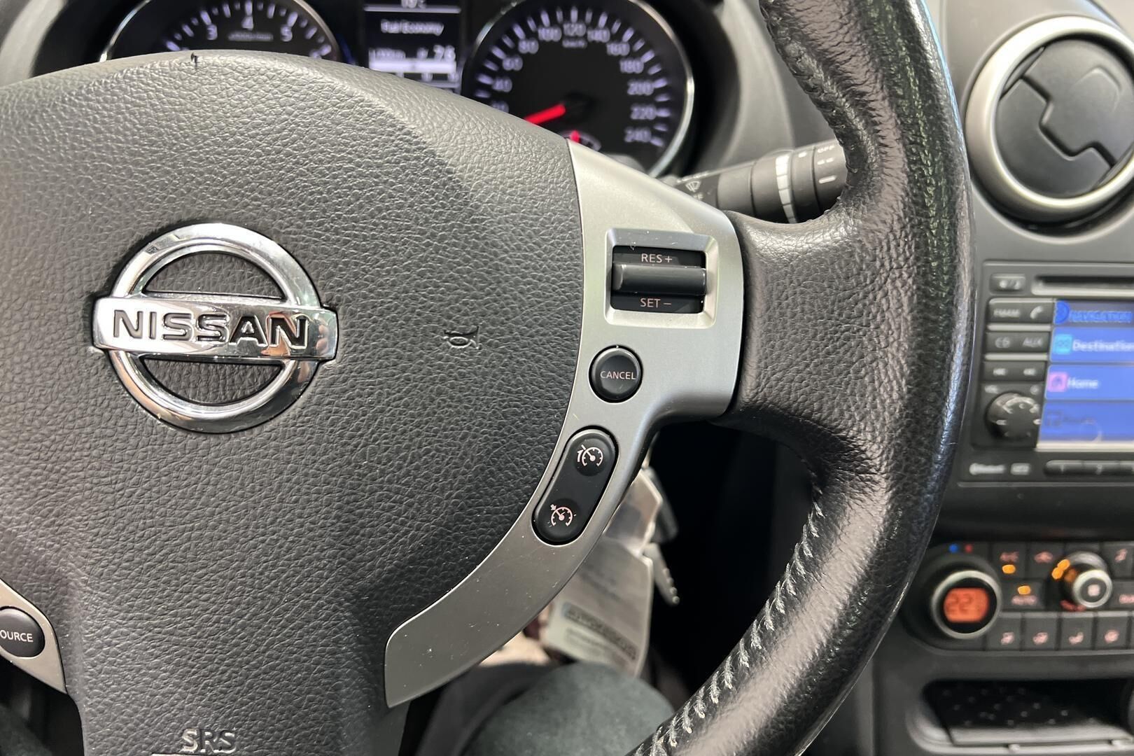Nissan Qashqai+2 iso kuva 20