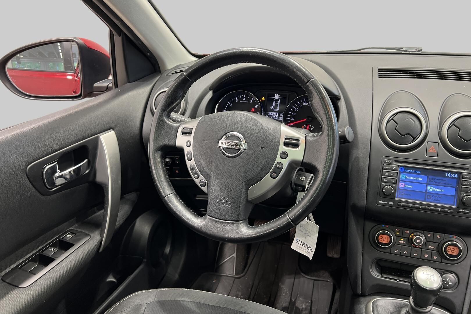 Nissan Qashqai+2 iso kuva 24