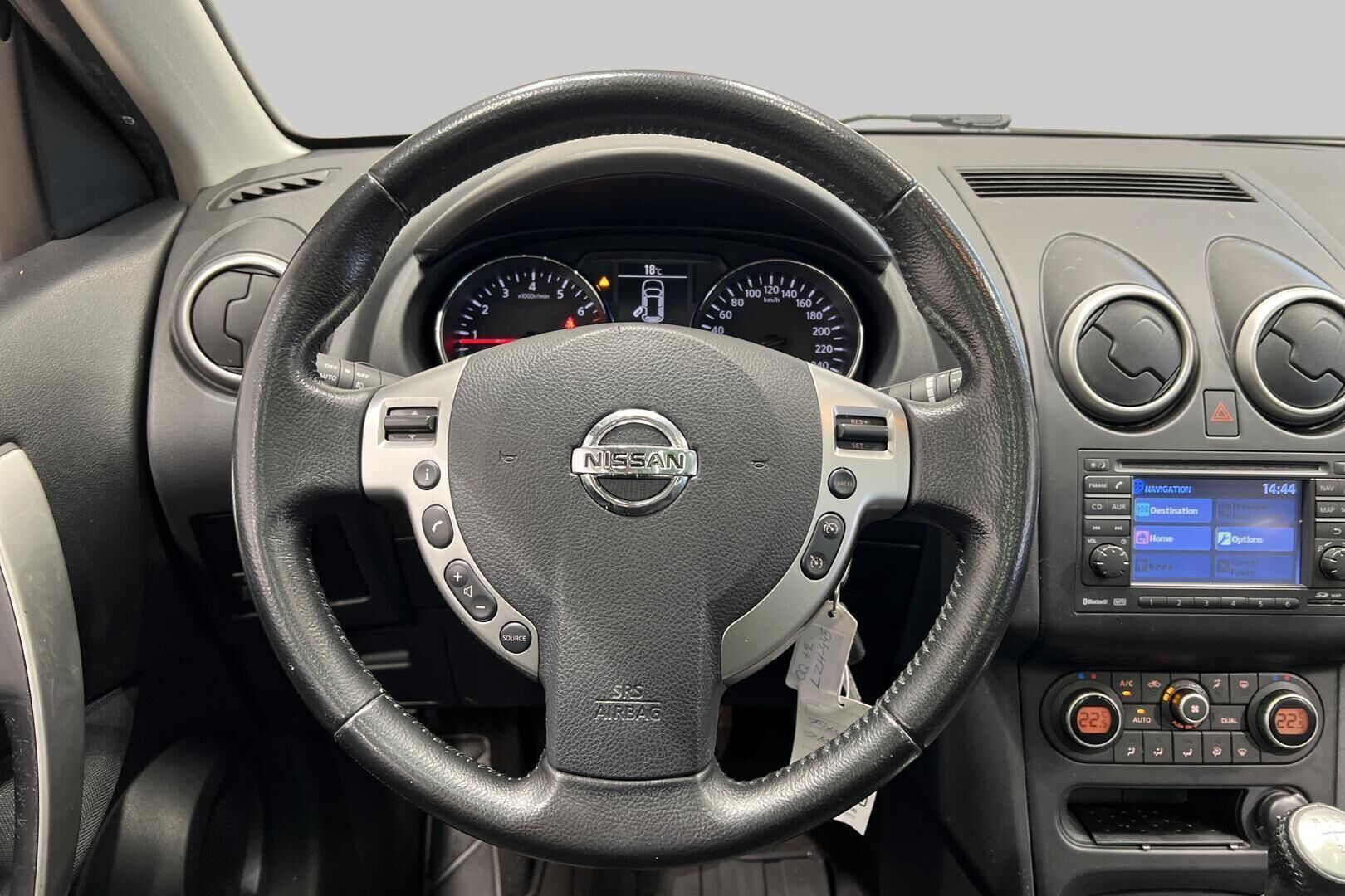 Nissan Qashqai+2 iso kuva 25