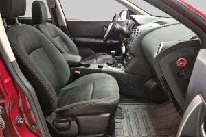 Nissan Qashqai+2 esikatselu 4