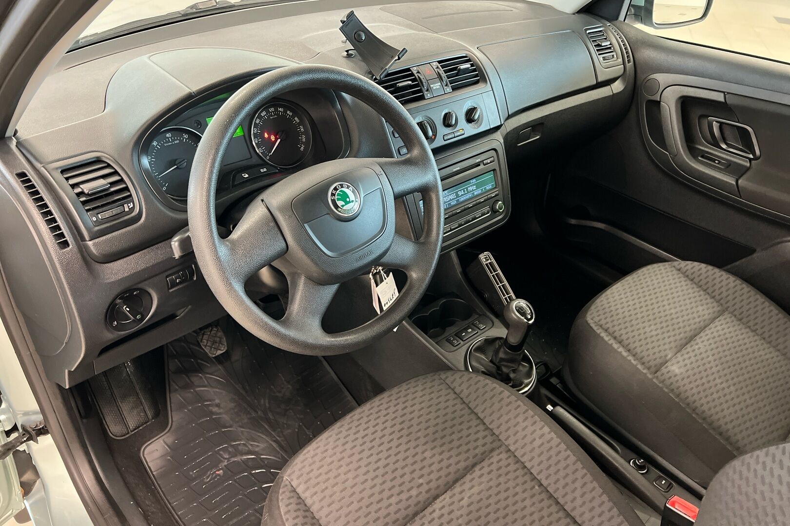 Skoda Fabia iso kuva 6