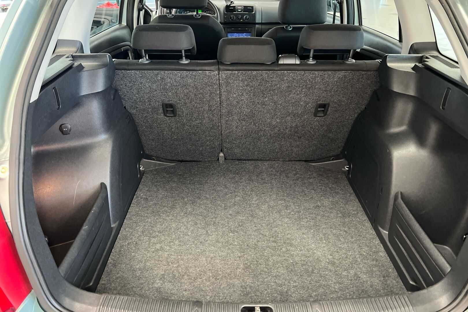 Skoda Fabia iso kuva 17