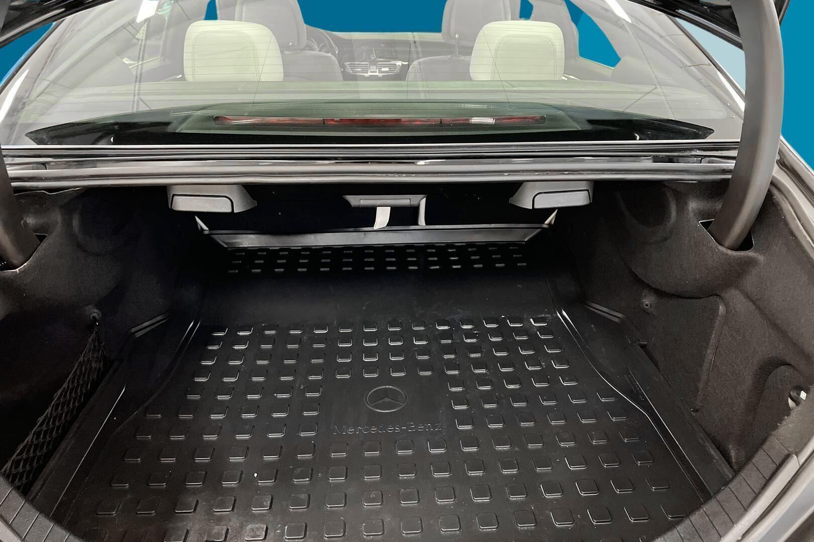 Mercedes-Benz CLS iso kuva 9