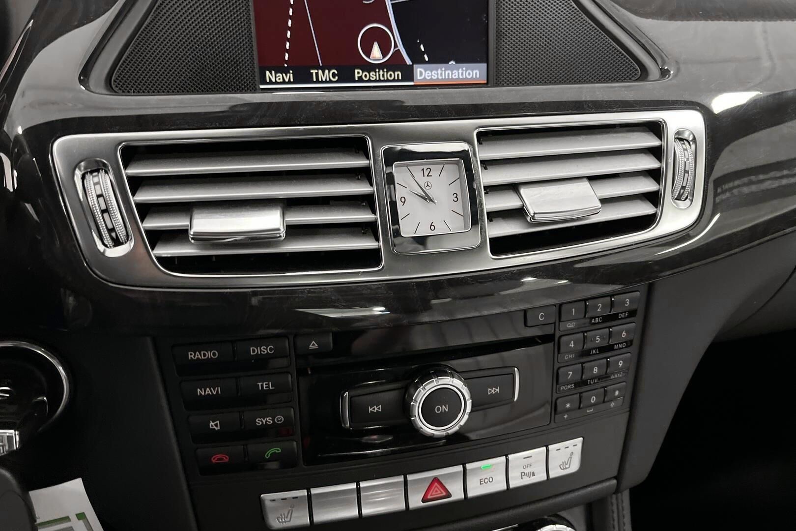 Mercedes-Benz CLS iso kuva 13