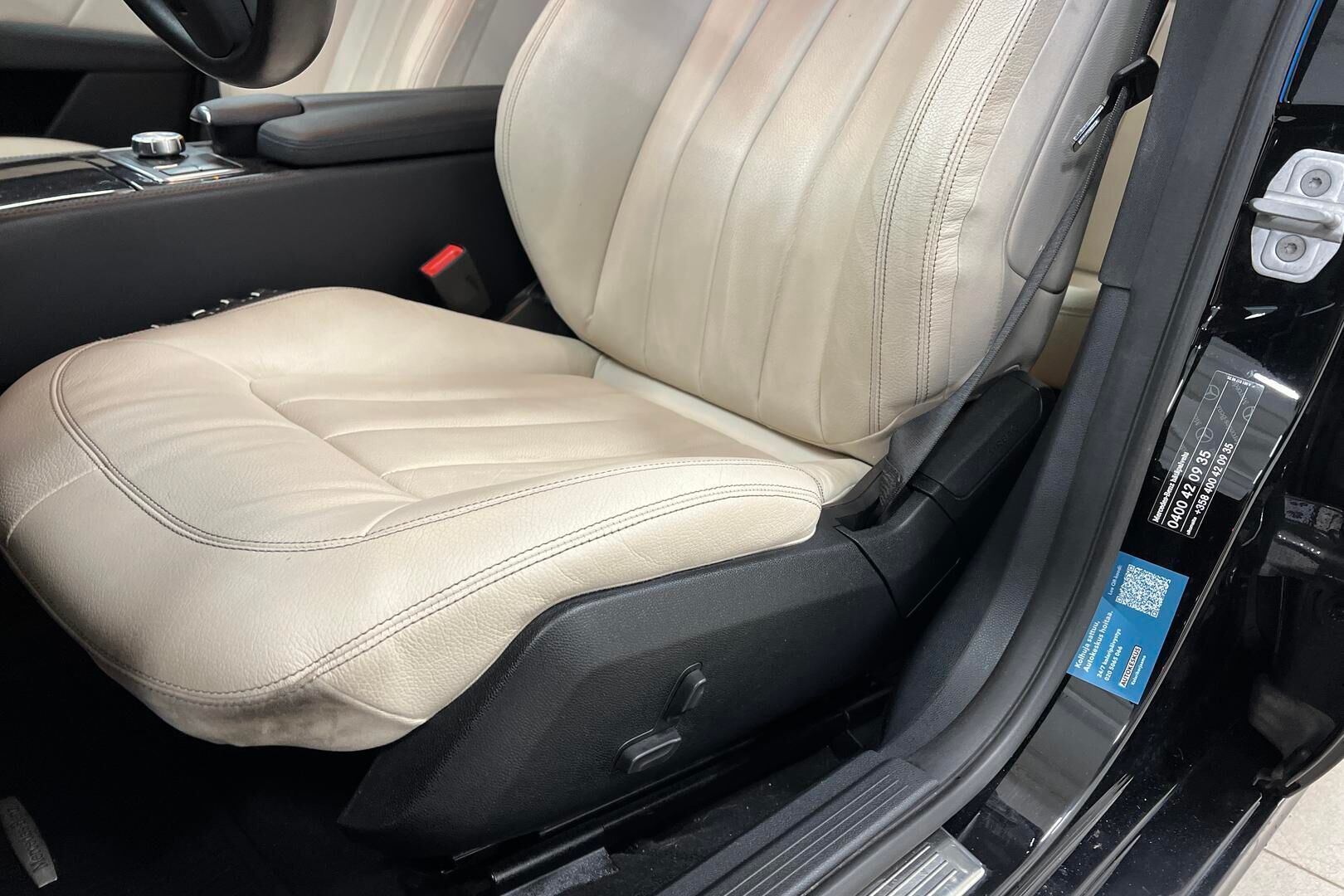 Mercedes-Benz CLS iso kuva 26