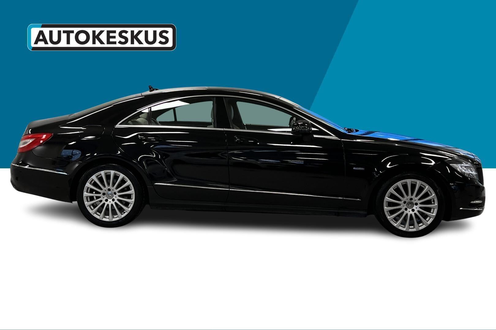 Mercedes-Benz CLS iso kuva 23