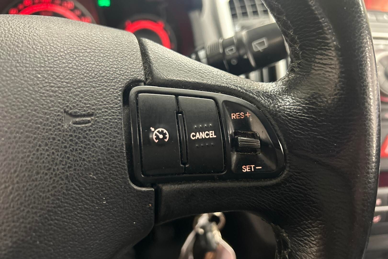 Kia cee'd iso kuva 15