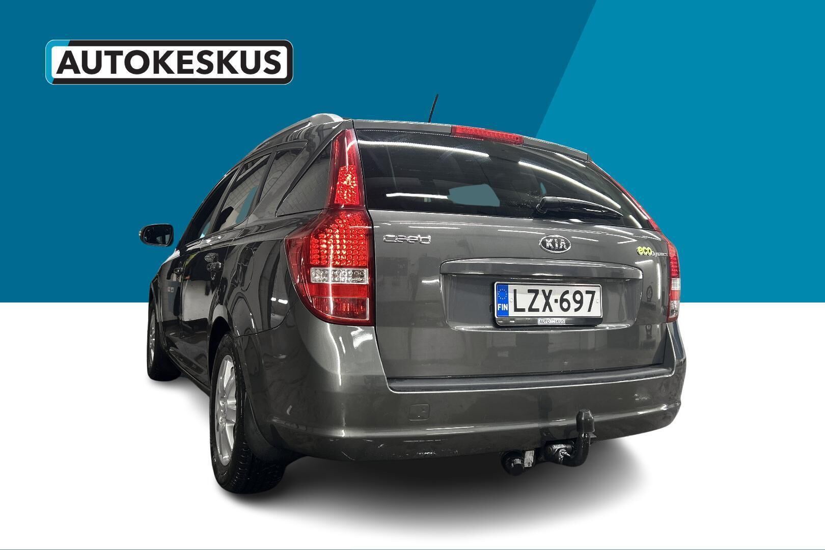 Kia cee'd iso kuva 6