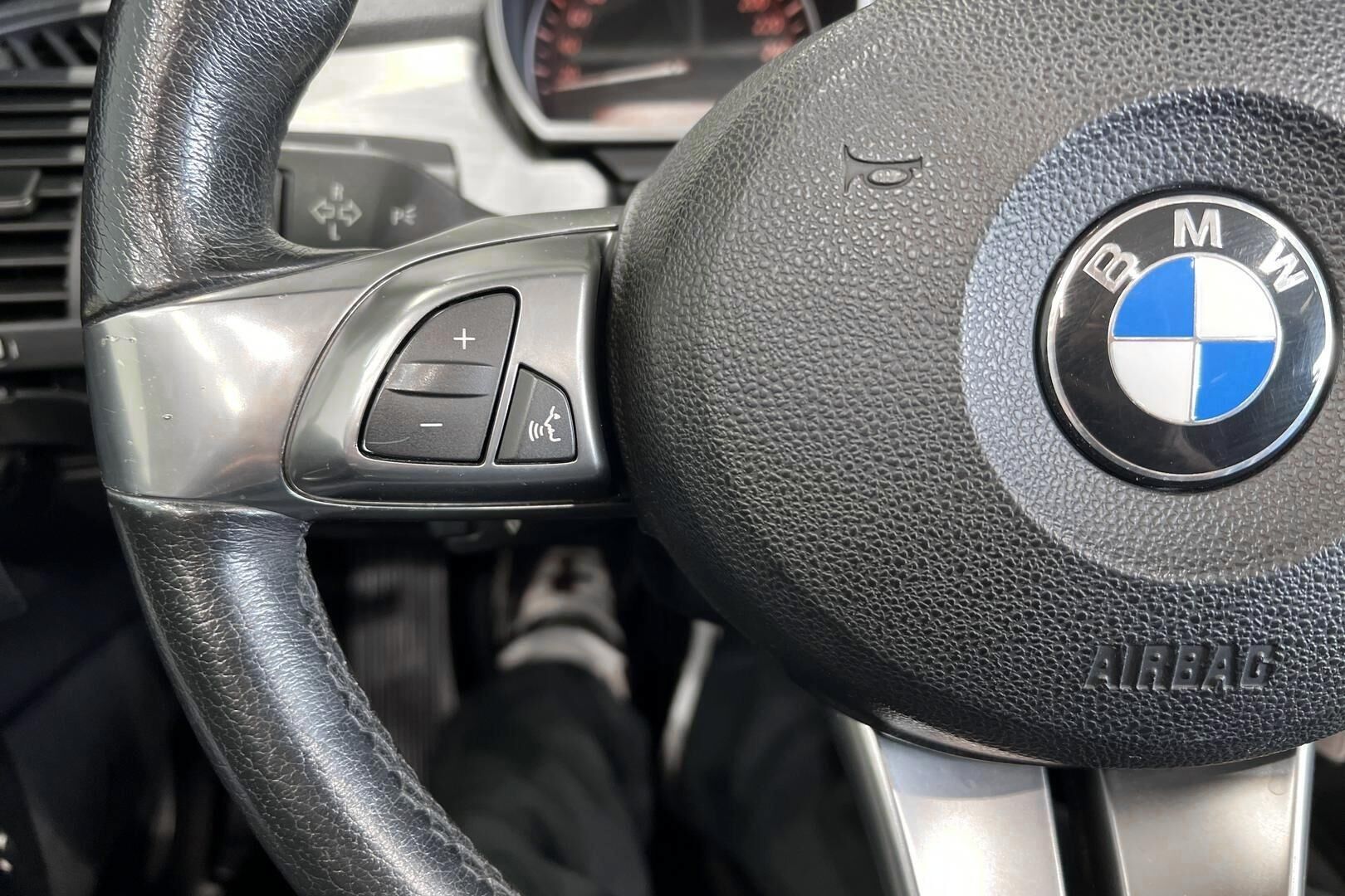 BMW Z4 iso kuva 22