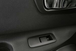 Nissan Qashqai+2 esikatselu 12