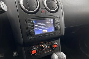 Nissan Qashqai+2 esikatselu 17