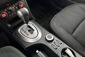 Nissan Qashqai+2 esikatselu 18