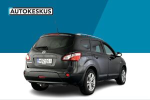 Nissan Qashqai+2 esikatselu 5