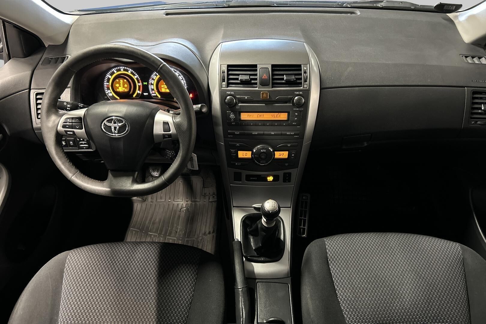 Toyota Corolla iso kuva 20