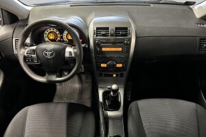 Toyota Corolla esikatselu 20