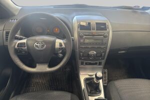 Toyota Corolla esikatselu 2