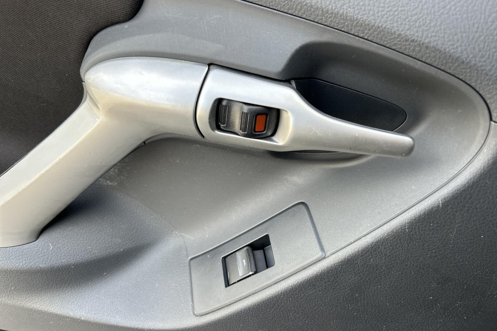 Toyota Verso iso kuva 12