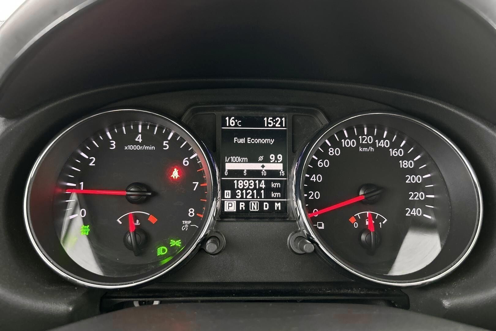 Nissan Qashqai iso kuva 13