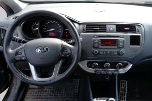 Kia Rio esikatselu 2