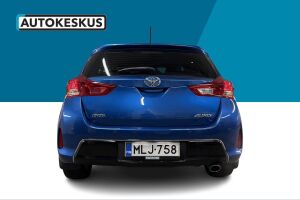 Toyota Auris esikatselu 6