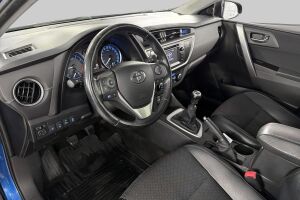Toyota Auris esikatselu 9