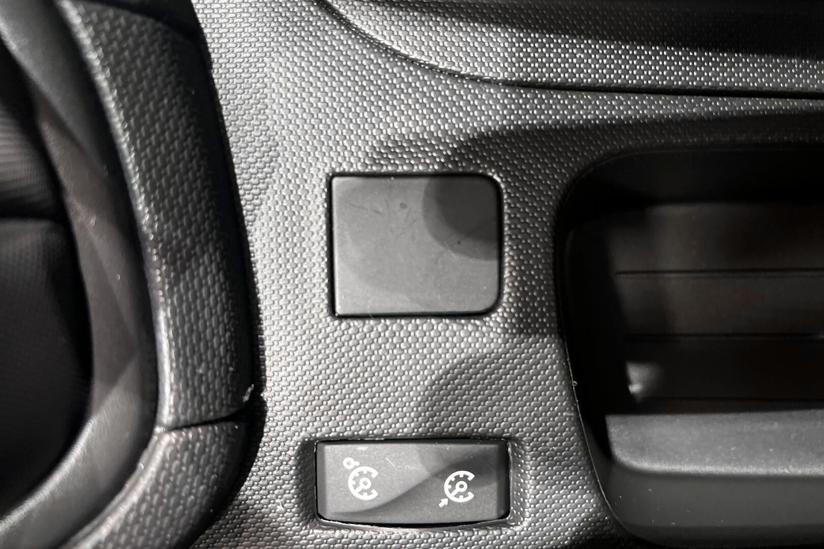 Renault Clio iso kuva 18