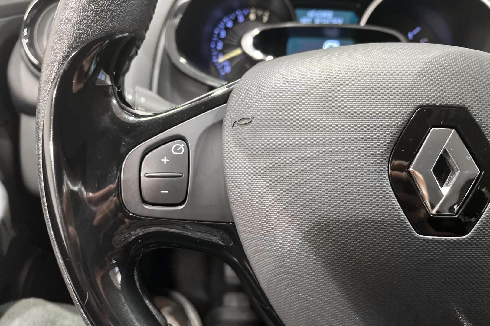 Renault Clio iso kuva 20