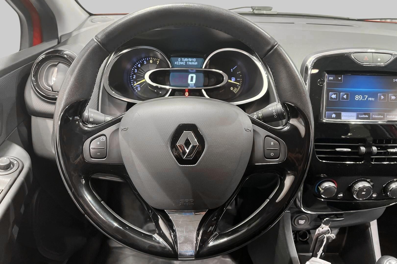 Renault Clio iso kuva 23