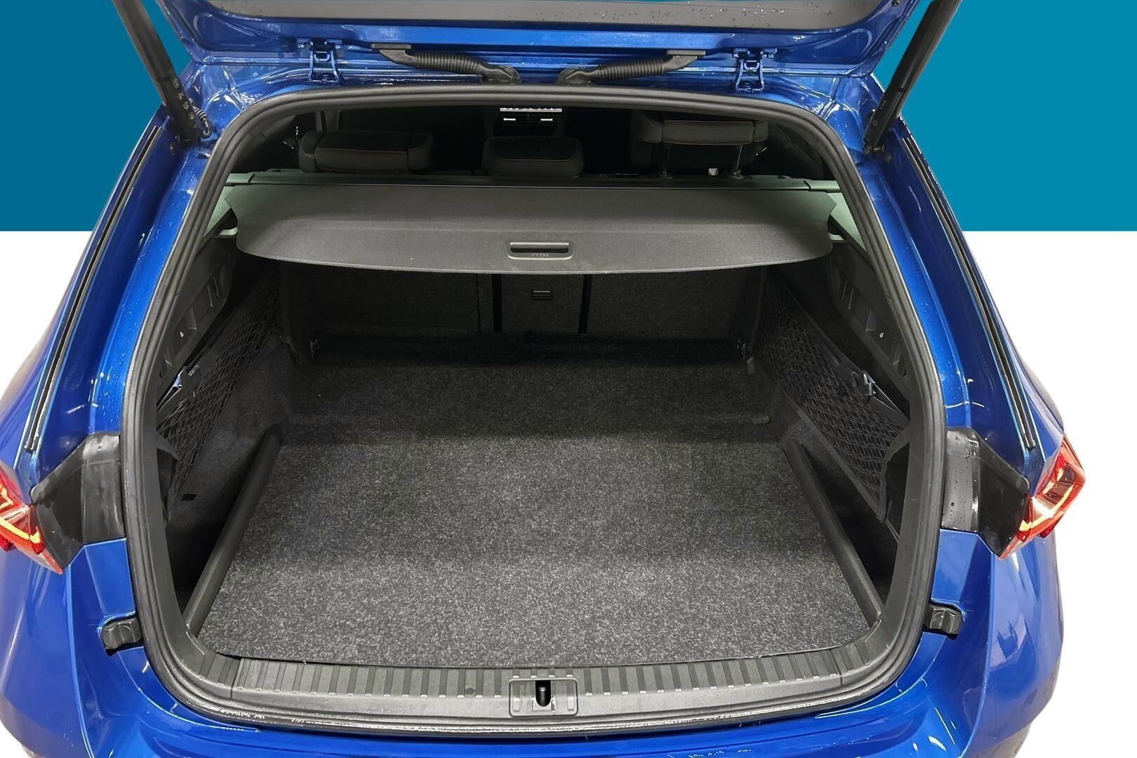 Skoda Octavia iso kuva 11