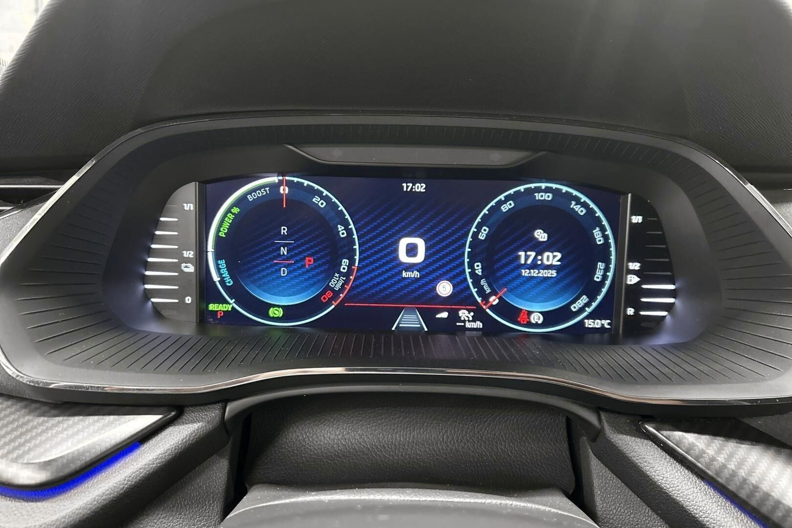 Skoda Octavia iso kuva 13