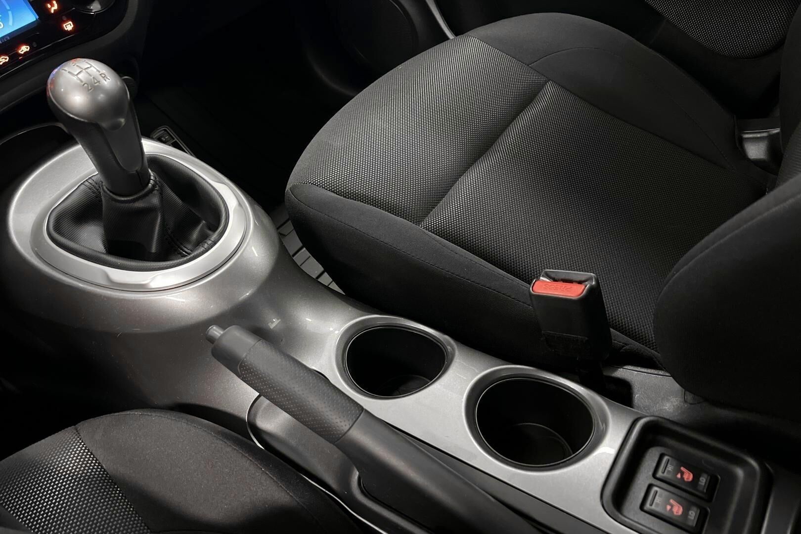 Nissan Juke iso kuva 16