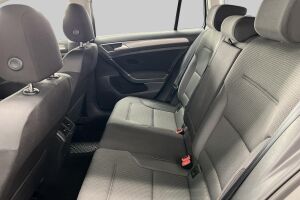 Volkswagen Golf esikatselu 10