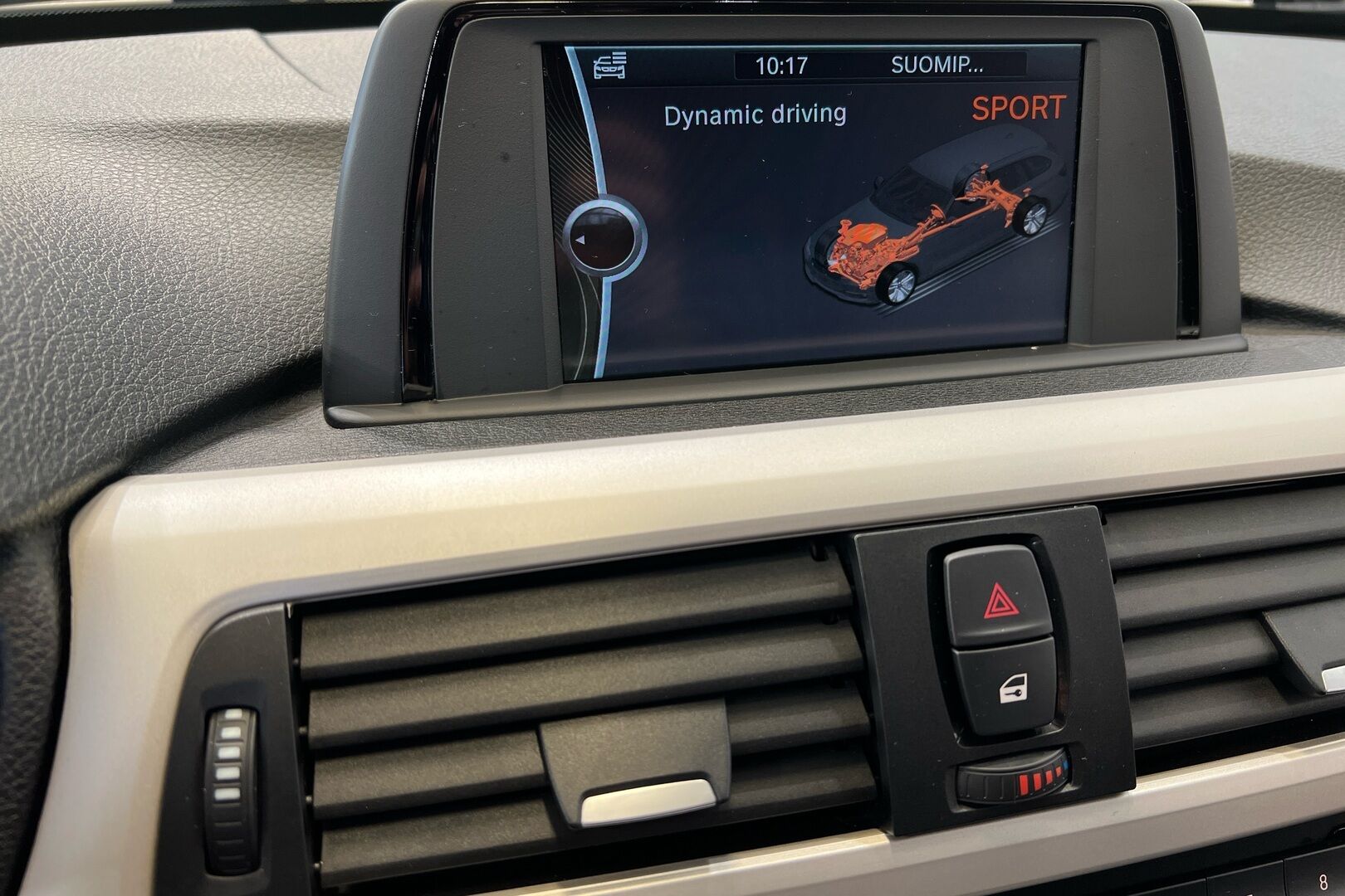 BMW 3-SARJA iso kuva 16