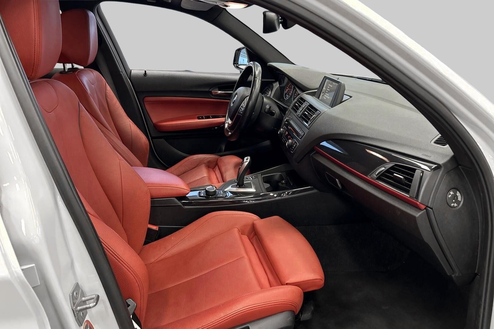 BMW 1-SARJA iso kuva 25