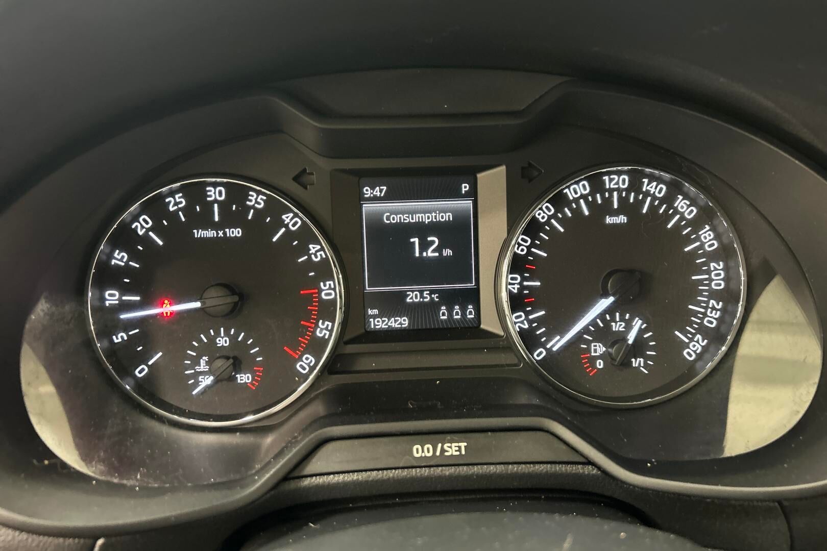 Skoda Octavia iso kuva 14