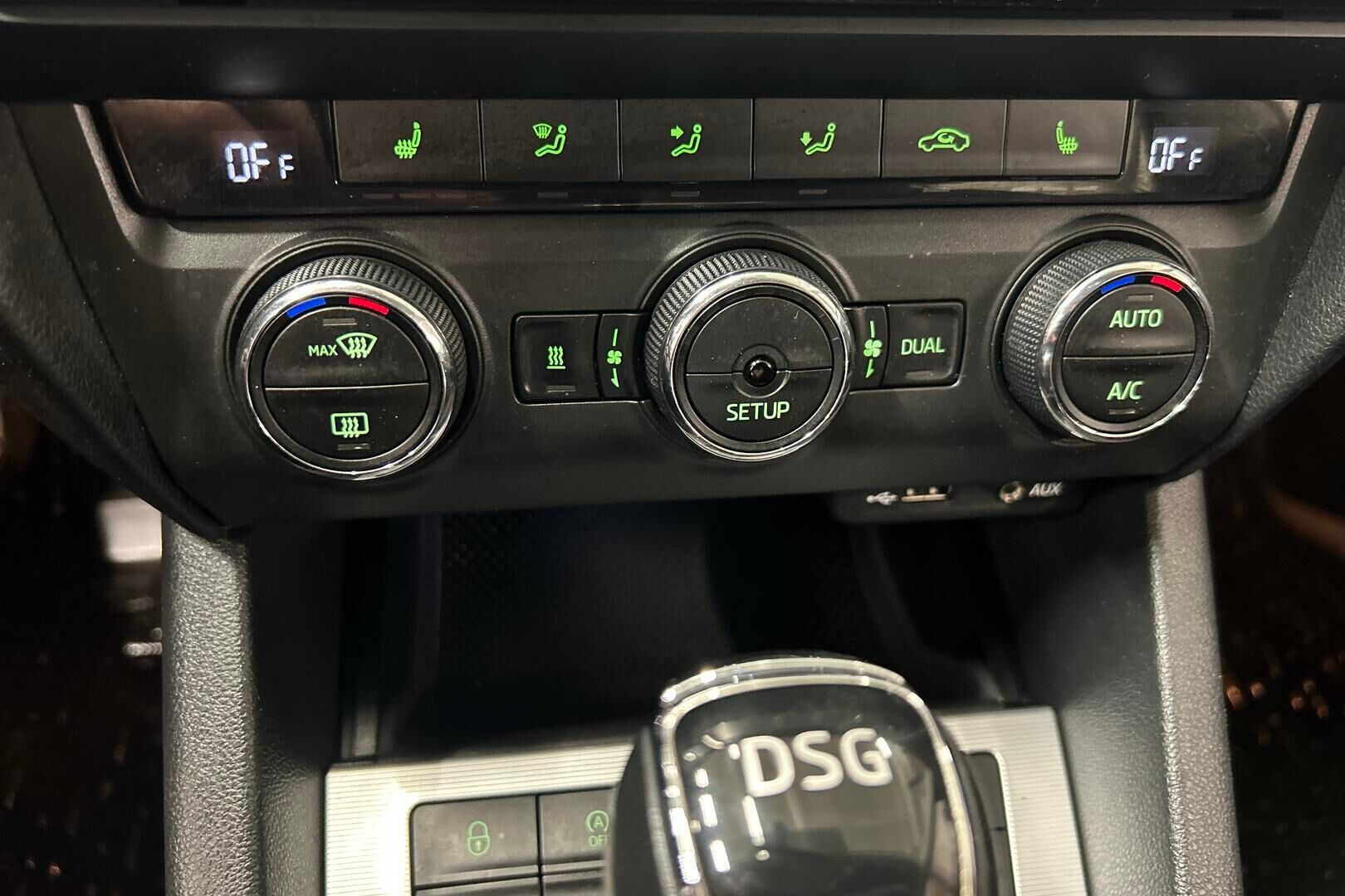 Skoda Octavia iso kuva 19