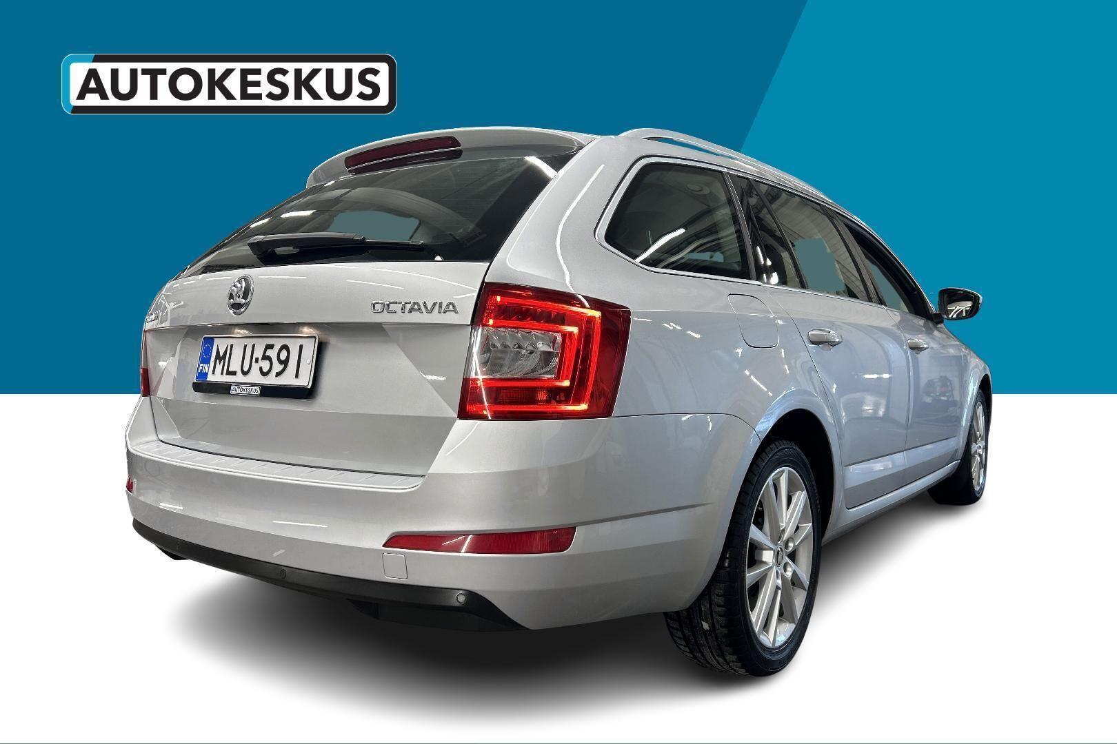 Skoda Octavia iso kuva 5