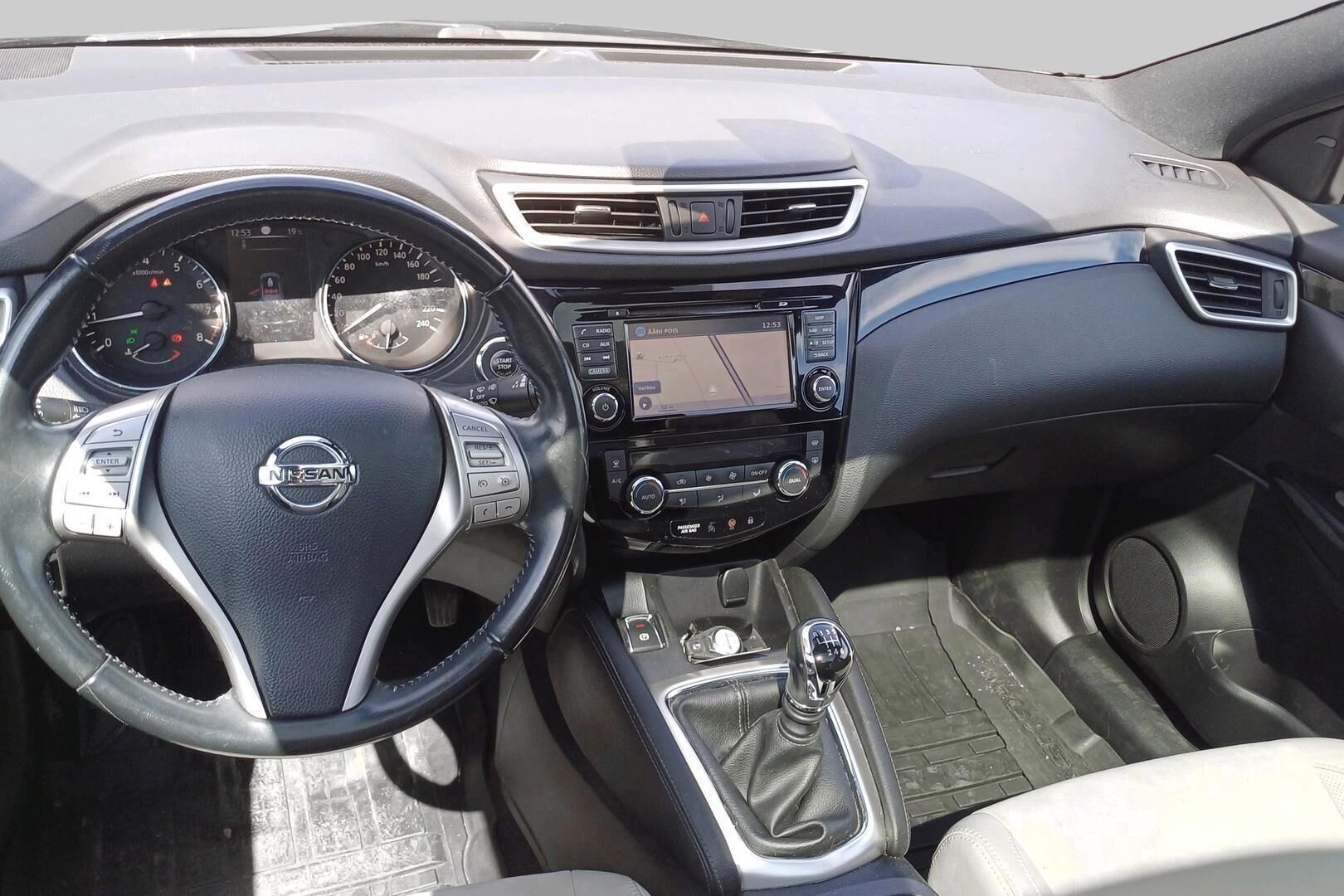 Nissan Qashqai iso kuva 1