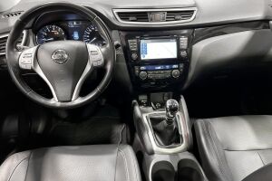 Nissan Qashqai esikatselu 10