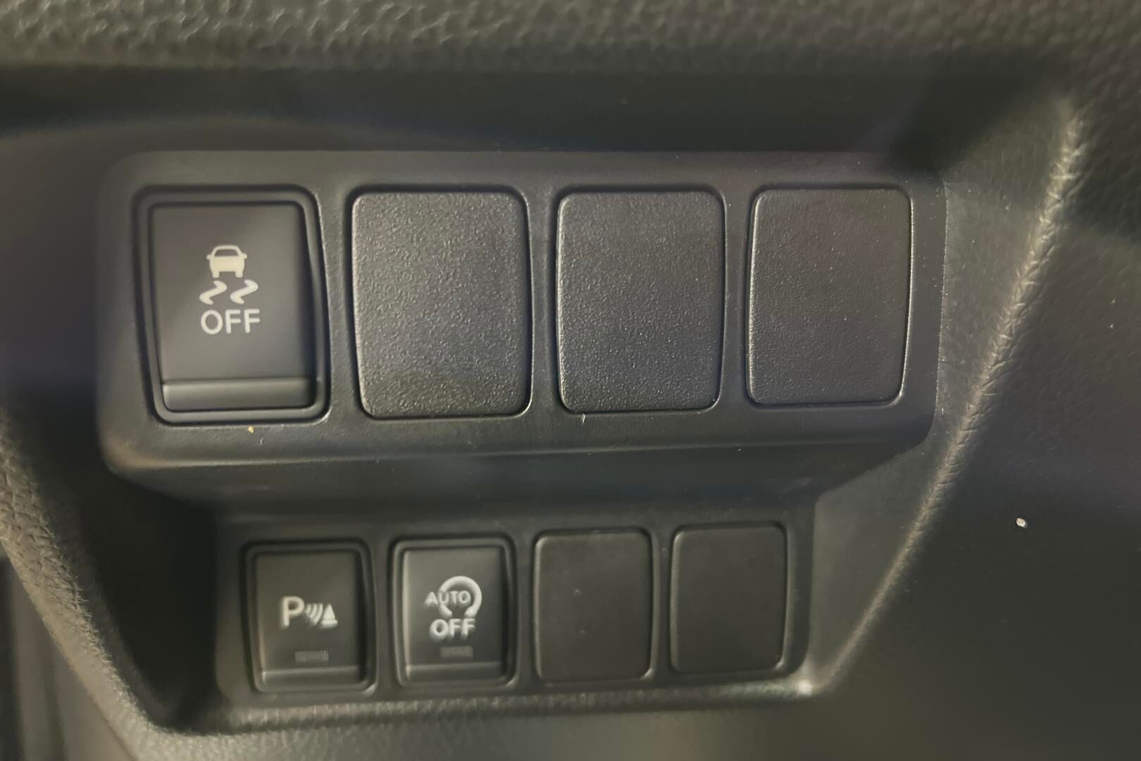 Nissan Qashqai iso kuva 18