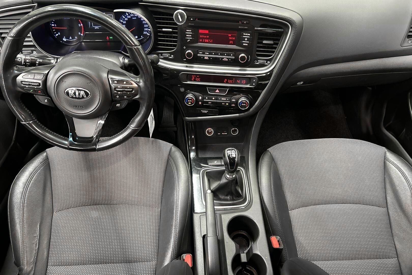 Kia Optima iso kuva 10