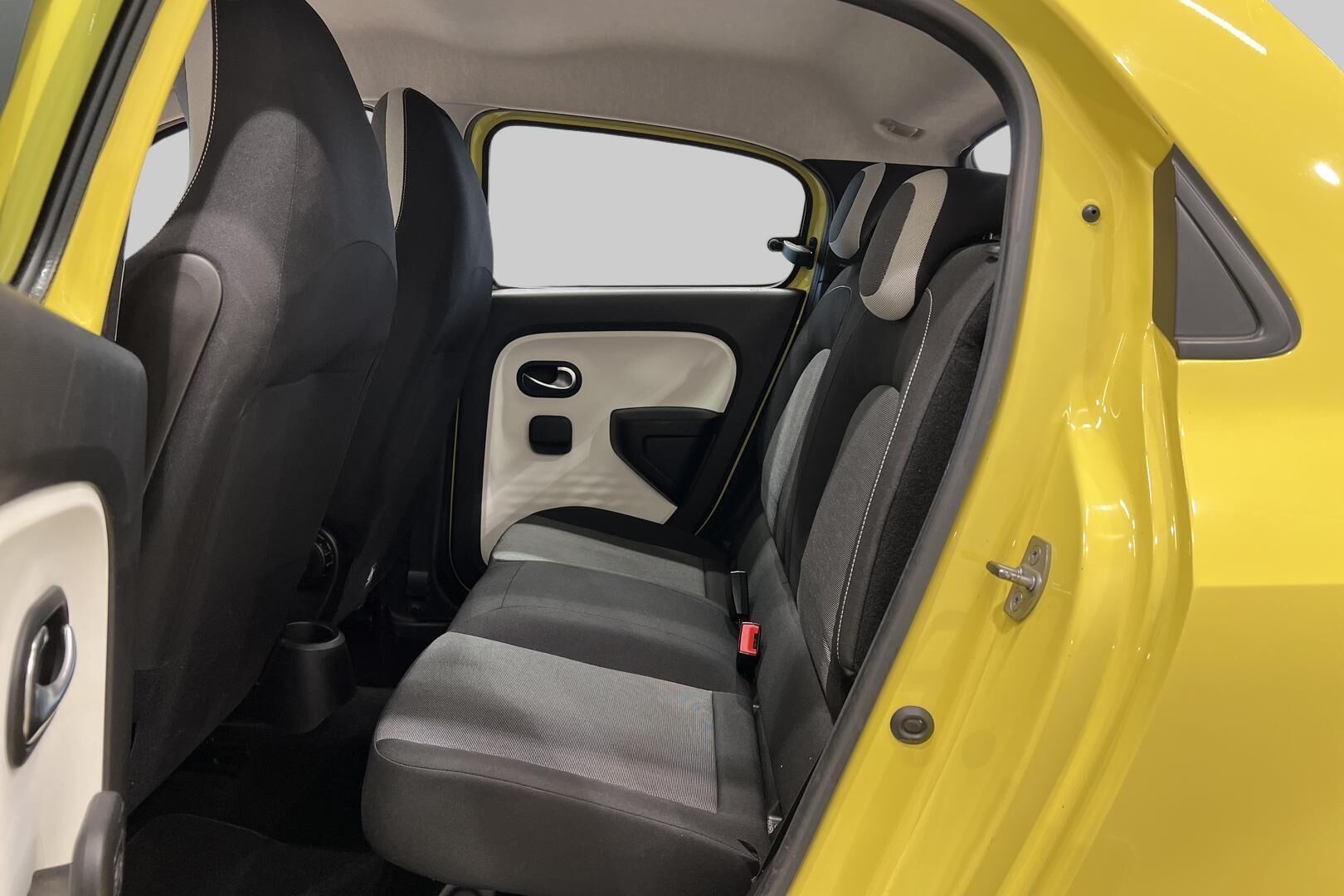 Renault Twingo iso kuva 10
