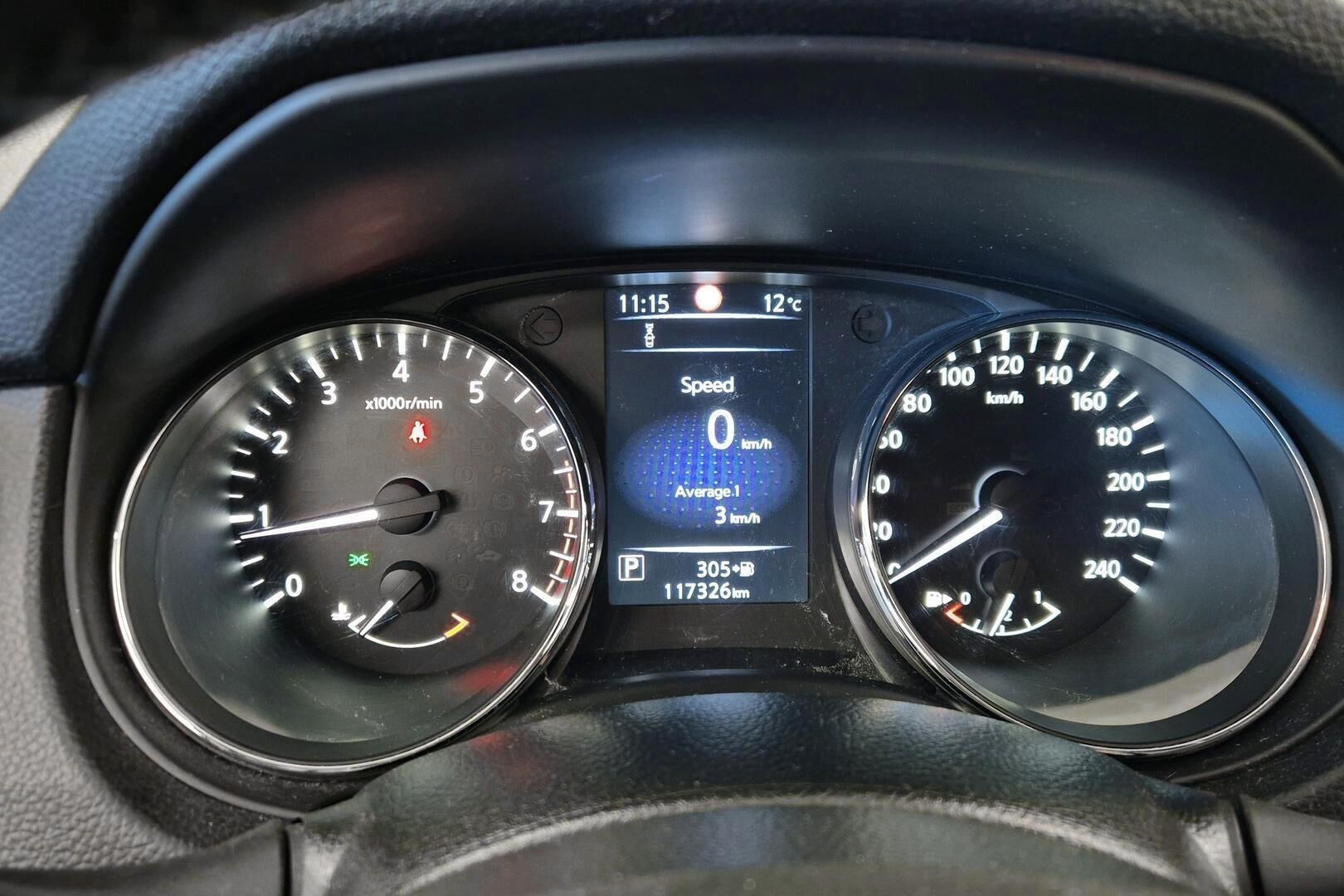 Nissan Qashqai iso kuva 14