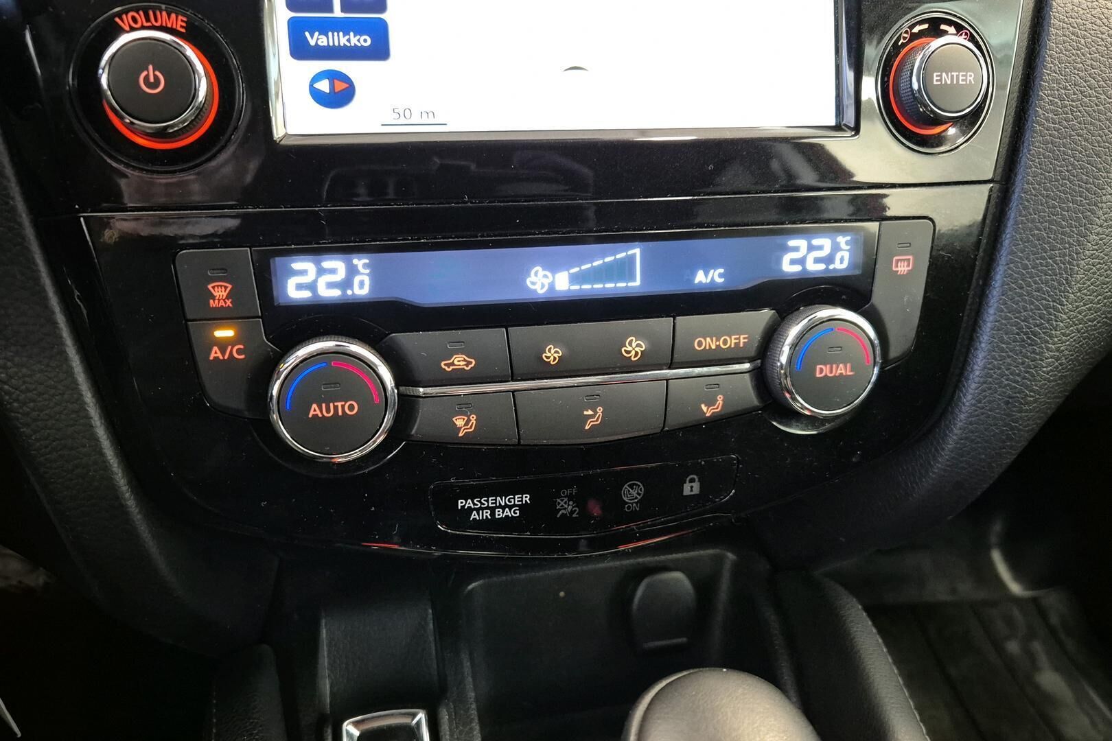 Nissan Qashqai iso kuva 16