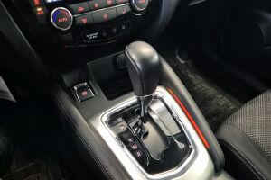 Nissan Qashqai esikatselu 17