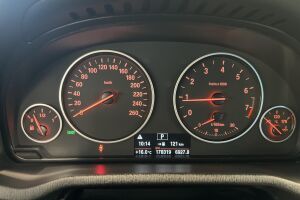 BMW X4 esikatselu 13