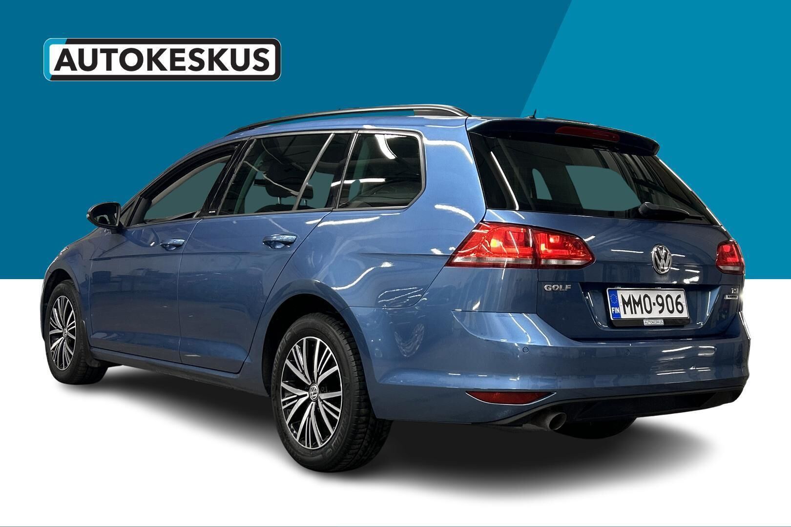 Volkswagen Golf iso kuva 6